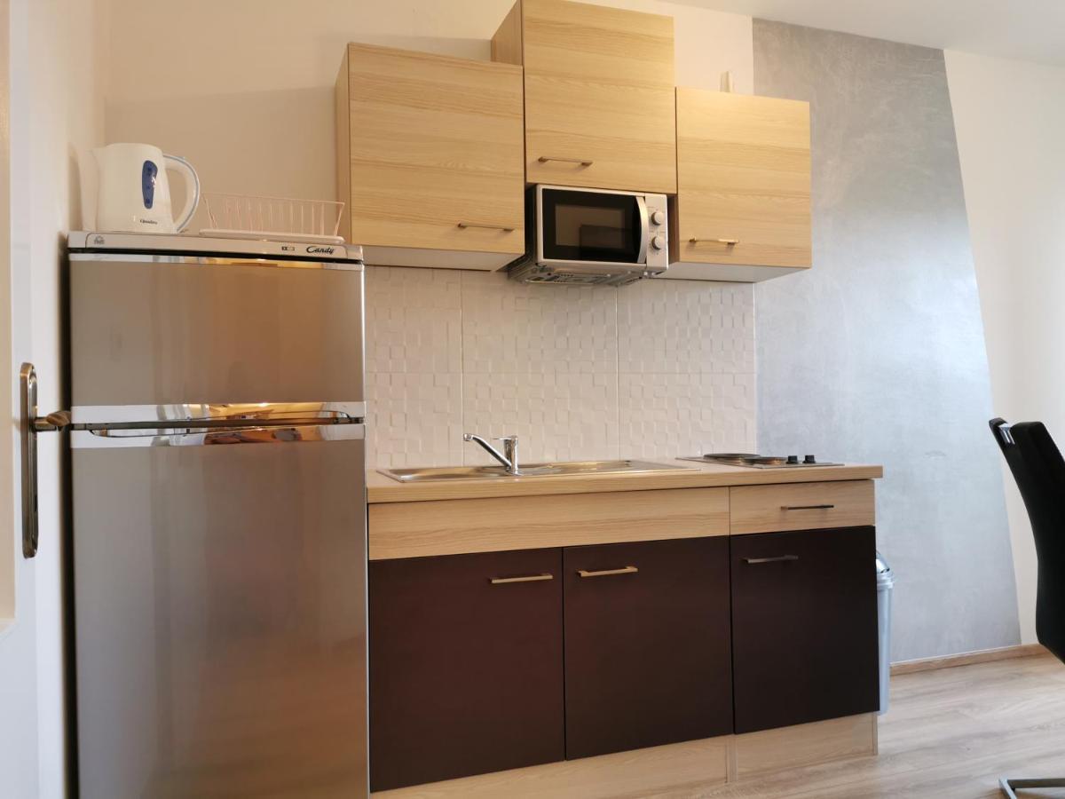 Apartment Leona